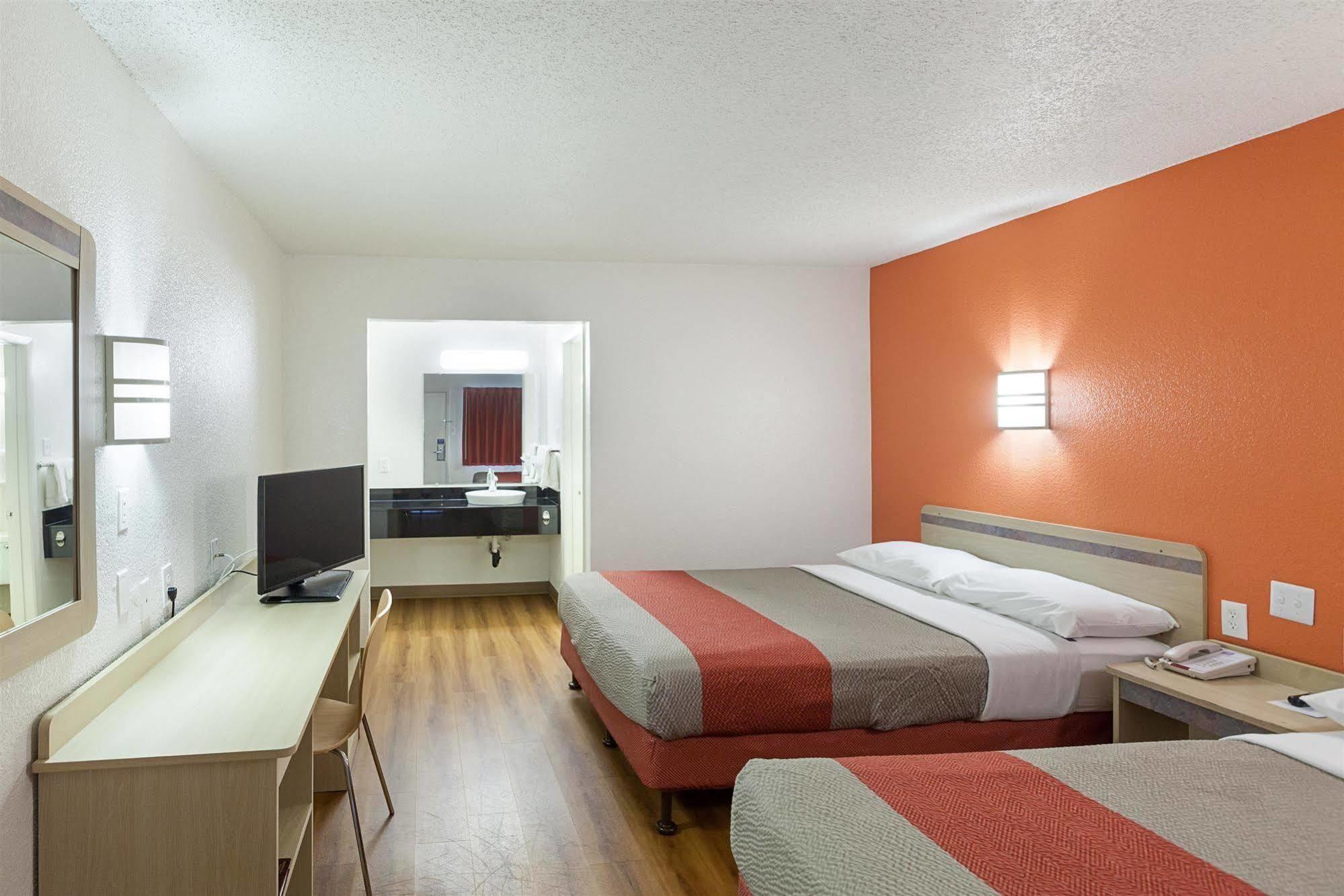 Motel 6-North Richland Hills, Tx Экстерьер фото