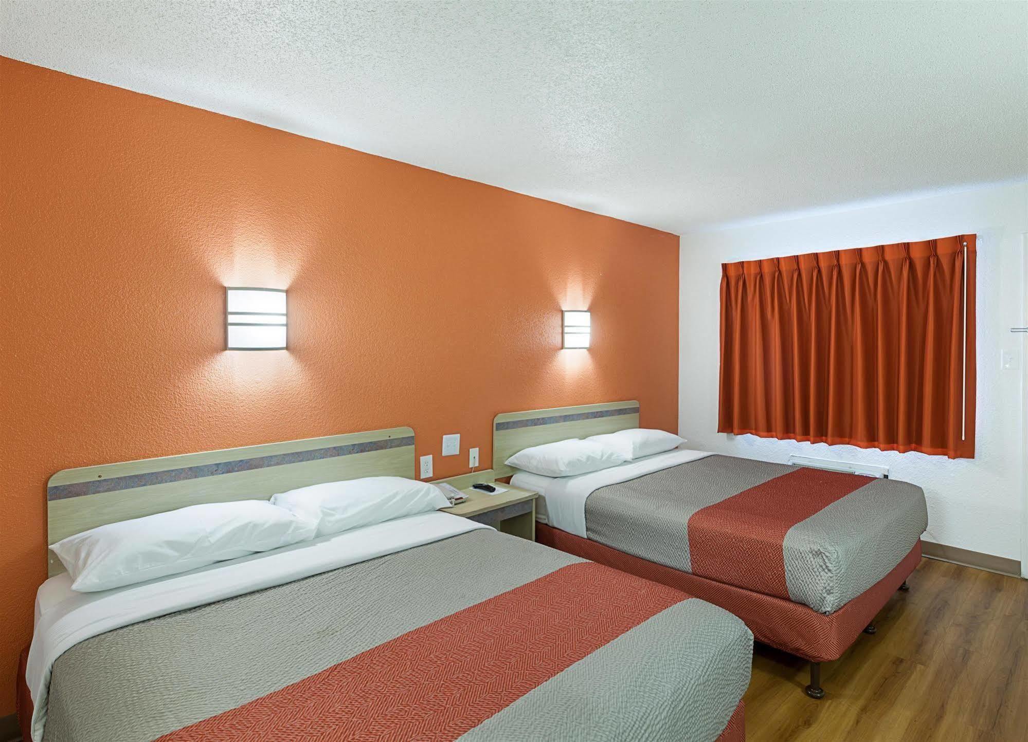 Motel 6-North Richland Hills, Tx Экстерьер фото