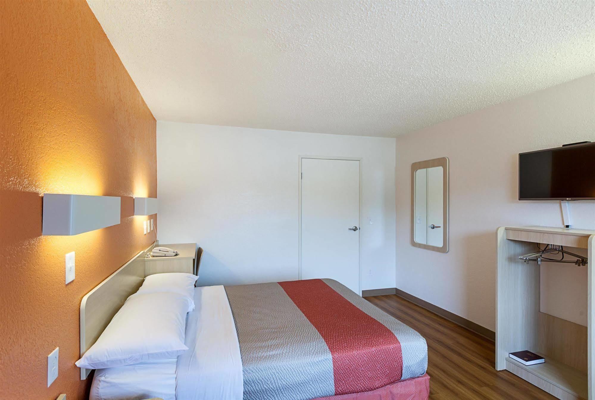 Motel 6-North Richland Hills, Tx Экстерьер фото