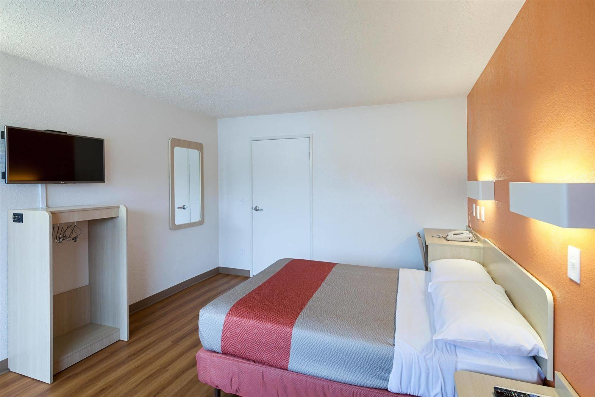 Motel 6-North Richland Hills, Tx Экстерьер фото
