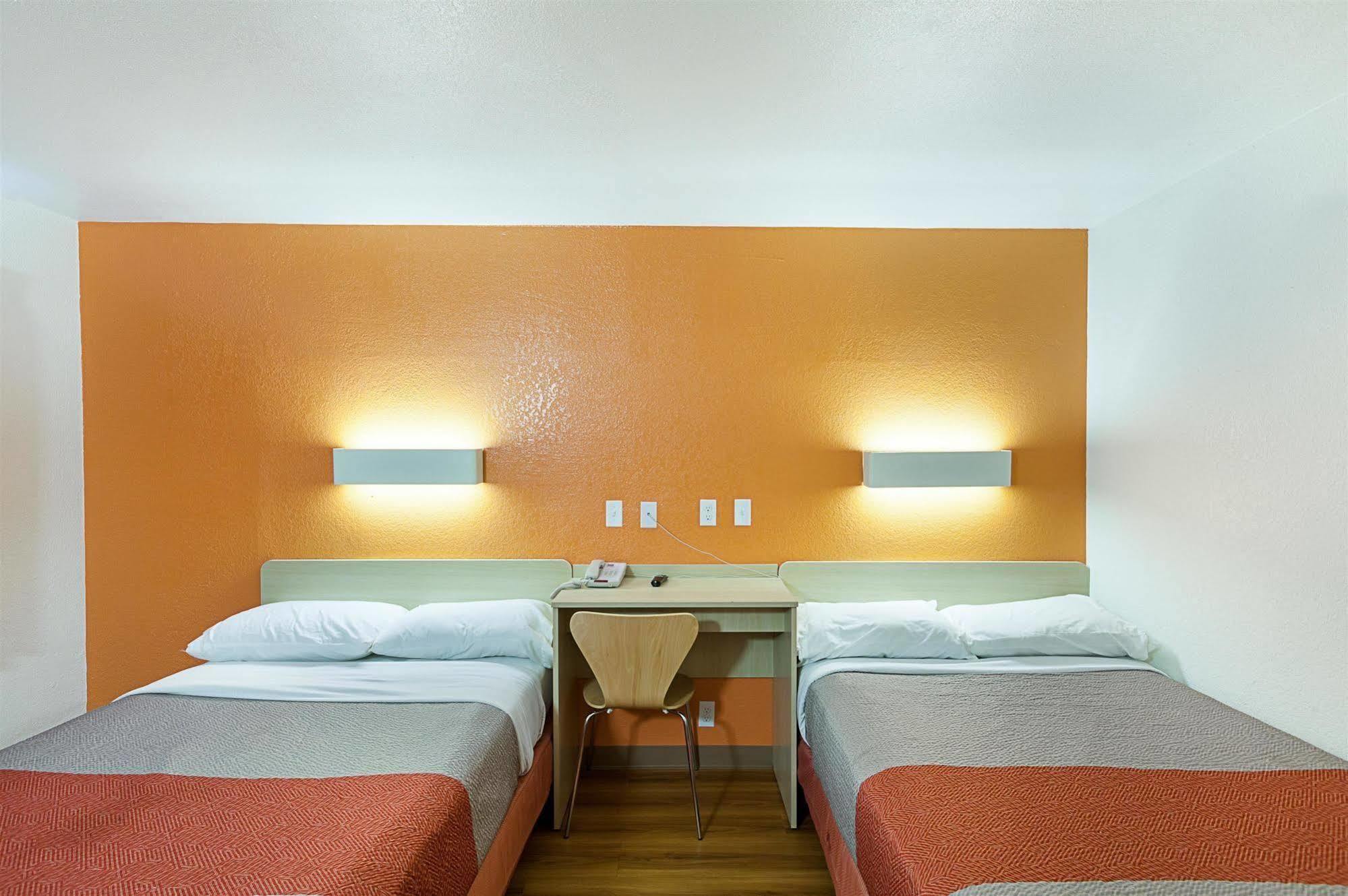 Motel 6-North Richland Hills, Tx Экстерьер фото